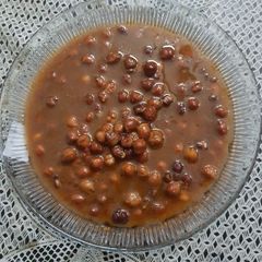 A picture of Black chickpeas gravy.