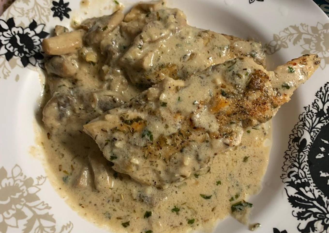 Chicken breast cream of mushroom soup
