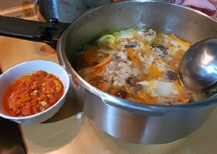 Recipe of Tasty Chicken Soup using Pressure Cooker