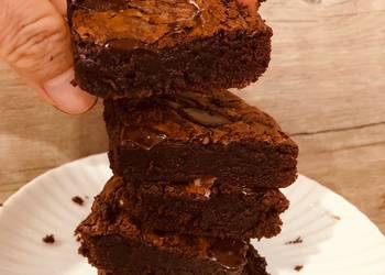 How to Cook Yummy Fudgy Brownies