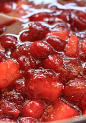 A picture of Pineapple Orange Cranberry Sauce.