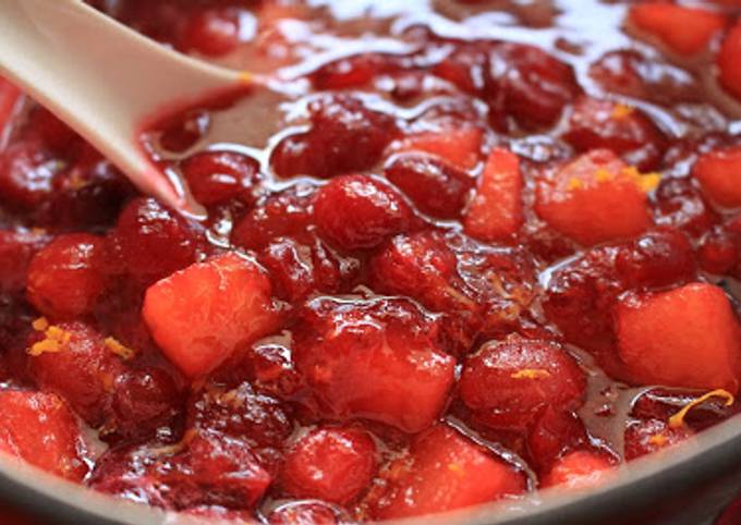 Pineapple Orange Cranberry Sauce