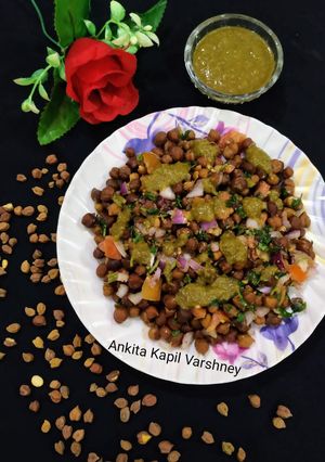 A picture of Brown (Chana Chaat).