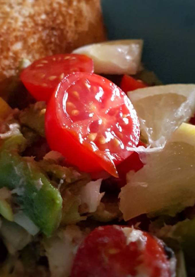 Una foto de Ensalada de judías con escabechado de sardinas