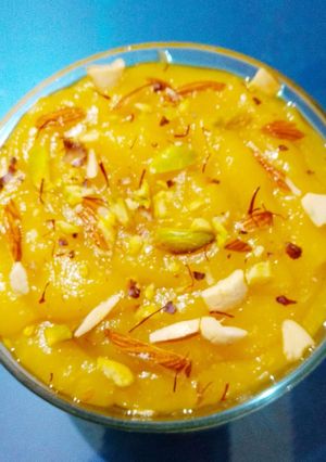 A picture of Besan halwa/ gram flour halwa.