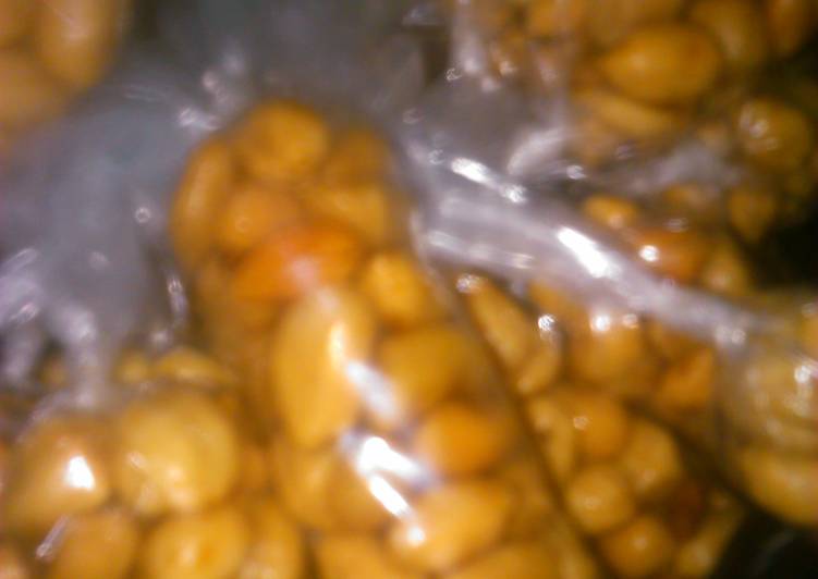 Kacang Bawang Renyah &amp; Gurih