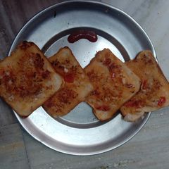 A picture of Bread pizza.