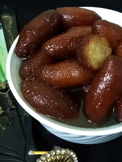 குலாப் ஜாமூன் (kulabjamun recipe in tamil) செய்முறை முக்கிய புகைப்படம்