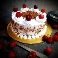 A picture of Black Forest cake.