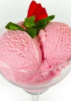 A picture of Strawberry 🍓 Ice Cream without any cream.
