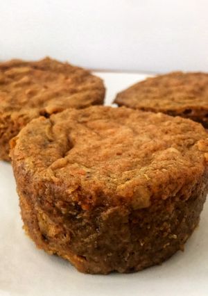 Una foto de Muffins saludables zanahoria y plátano en microondas