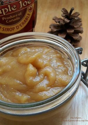 Une photo de Beurre de pomme tatin au sirop d'érable..