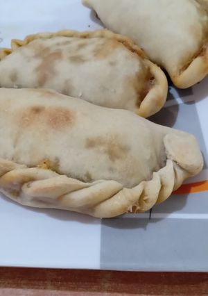 Una foto de Empanadas caseras hechas con amor 😘