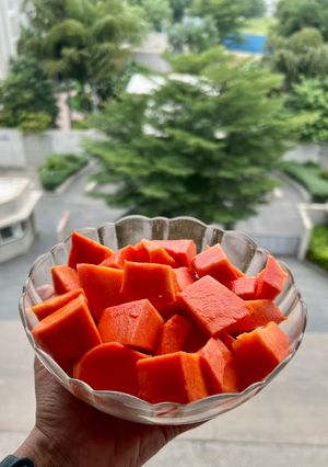 A picture of Sweet Papaya.