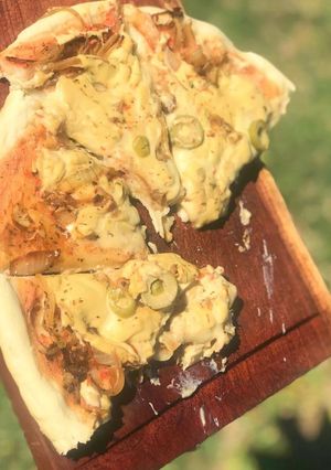 Una foto de 🍕🧀Pizza casera con quesofu vegana🍕🧀