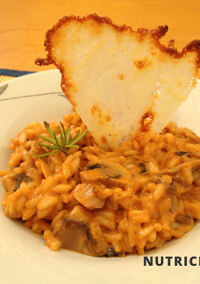 Una foto de Risotto de setas y parmesano