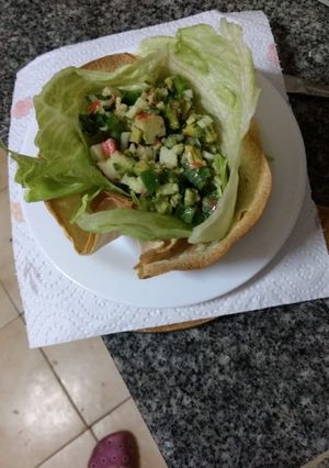 Una foto de Ceviche de Kanikama en Maceta de Tortilla
