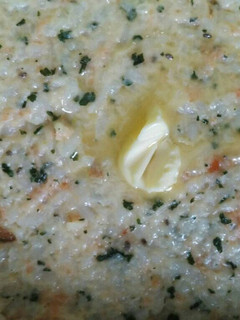 Foto resep Nasi Goreng Salmon with Kale Chips (mpasi 9bln)