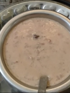 சிவப்பு அவல் பாயசம் (Sivappu aval payasam recipe in tamil) செய்முறை முக்கிய புகைப்படம்