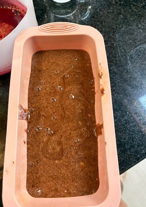 Una foto de Budín de chocolate con banana sin gluten🍫🍌