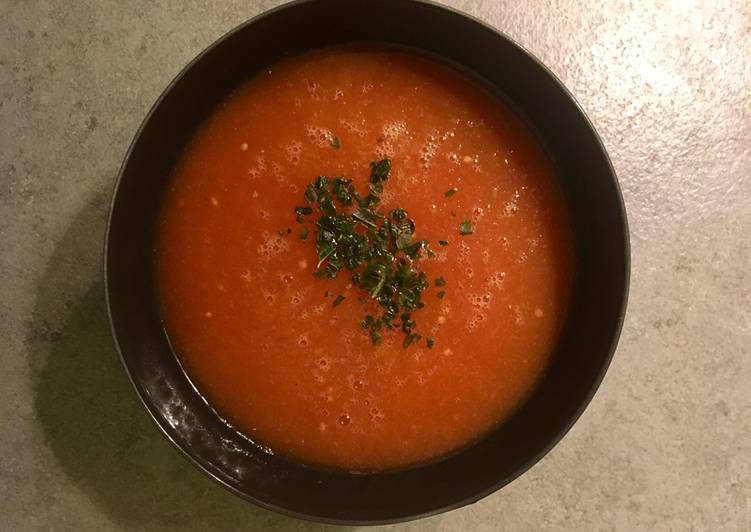 Recette de Rapide Soupe à la tomate