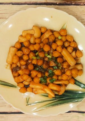 Hình của món Đậu gà kho nước tương.