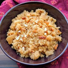 A picture of Sooji Halwa.