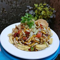 A picture of Gujarati Surti Bhel.