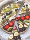 Colorida pizza de frutas