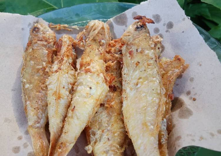 Resep Ikan Goreng Bumbu Kuning Lezat