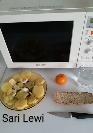 Una foto de Cena completa en Placa de inducción (receta caliente de 8 ingredientes)