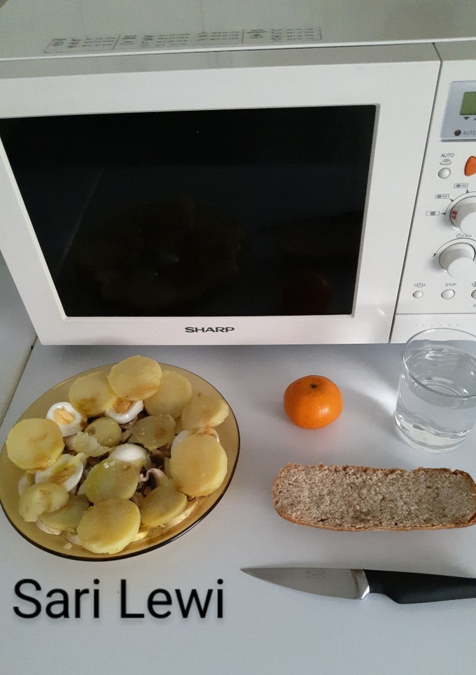 Una foto de Cena completa en Placa de inducción (receta caliente de 8 ingredientes)