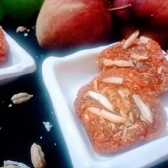 A picture of Apple bites.