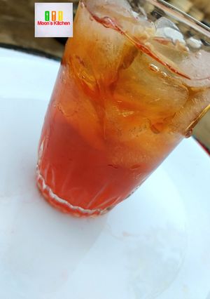 A picture of Ice lemon tea.