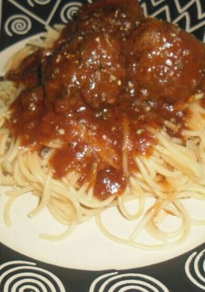 A picture of Meatballs and Spaghetti.