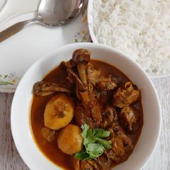 A picture of Gawle Khukhra ko JHOL (Country Chicken soup with Kasuri Methi).