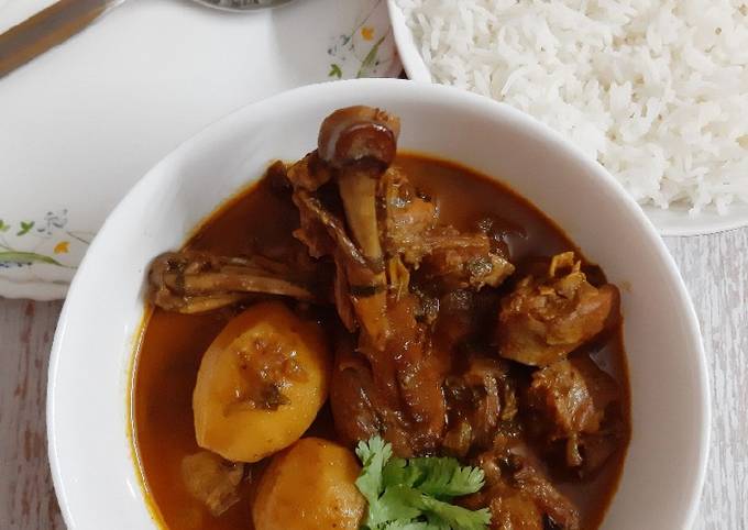 Gawle Khukhra ko JHOL Country Chicken soup with Kasuri Methi