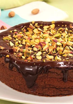 Foto principal de Bizcocho con chocolate y pistachos