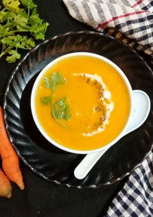 গাজর স্যুপ (carrot soup  recipe in Bengali) রেসিপির প্রধান ছবি