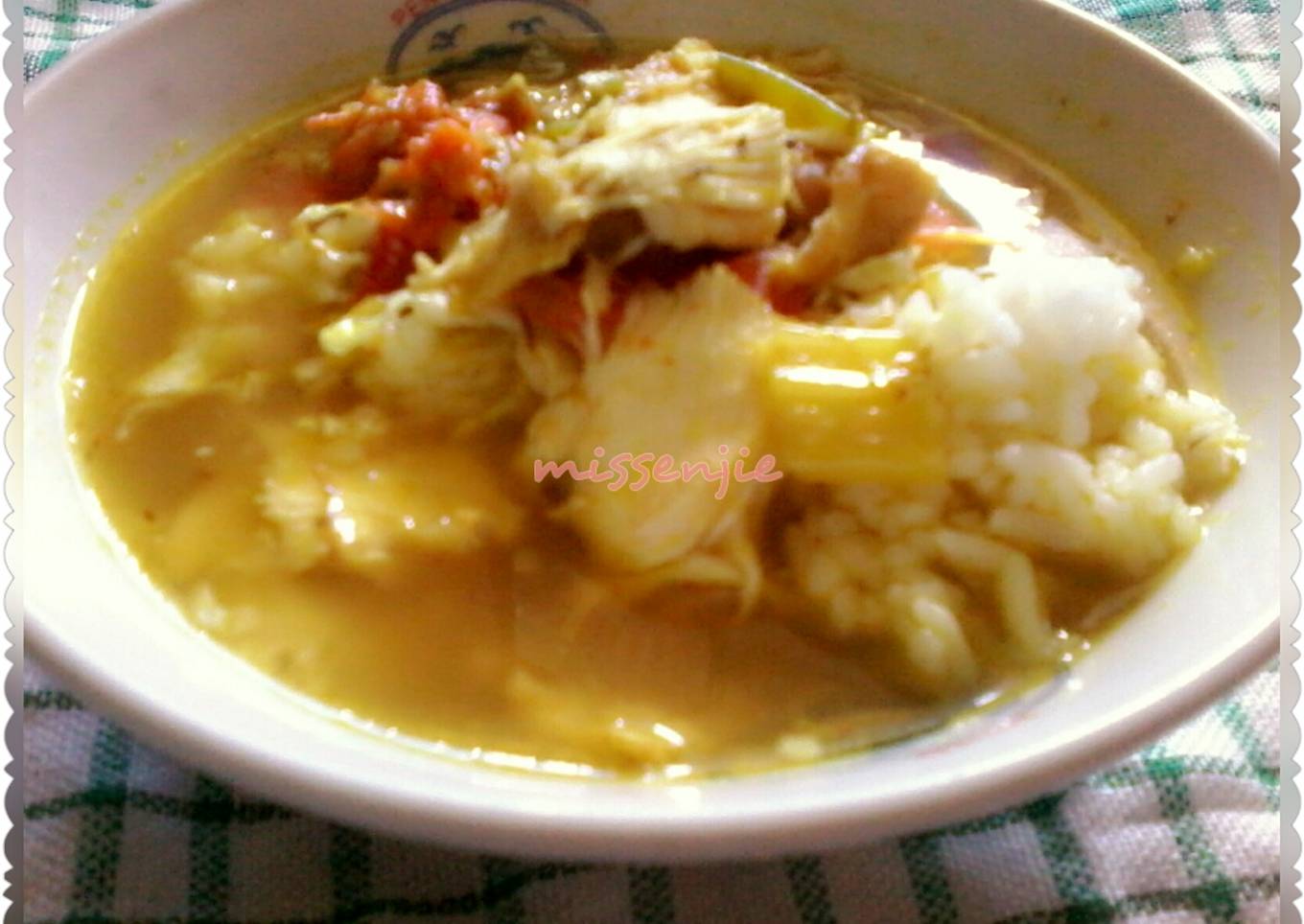 26. Soto Bening Simple