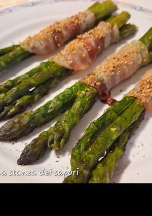Foto di Asparagi in Crosta di Pancetta e Pistacchi