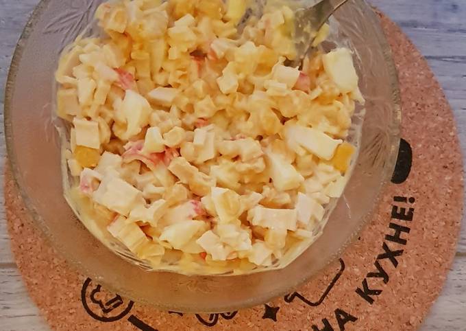 Салат из крабовых палочек с кукурузой рецепт – Советская кухня: Салаты. «Еда»