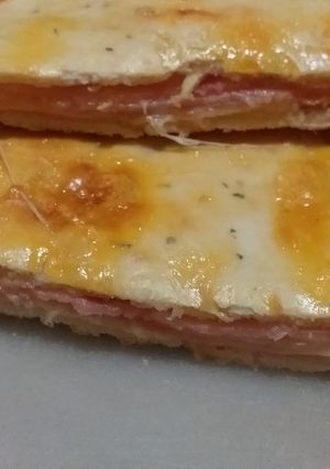 Una foto de Tarta de jamón y queso