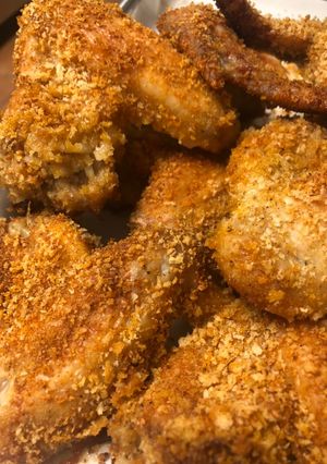A picture of Crispy Oven Fried Wings.