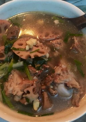 Hình của món Canh sườn liên hoa.