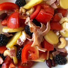 A picture of Thursday Salad.