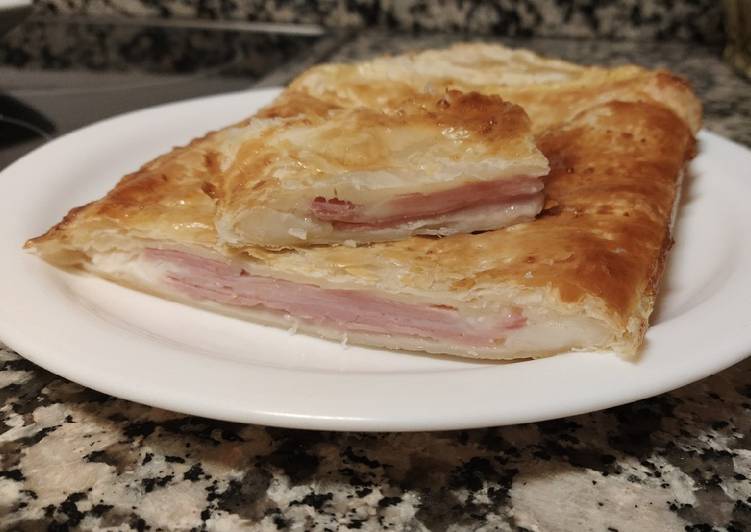 Empanada de jamón de York y queso Receta de Rosario- Cookpad
