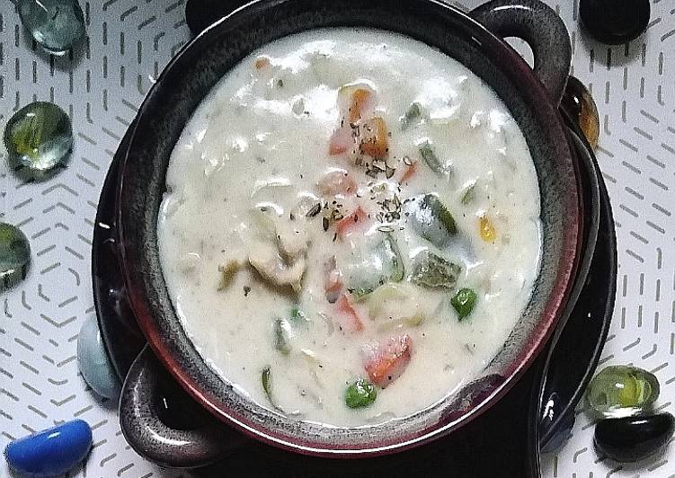 Recipe of Perfect Creamy chicken soup 🍵