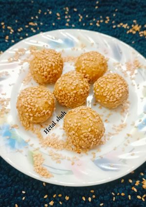 मूंगफली तिल लड्डू रेसिपी मुख्य फोटो