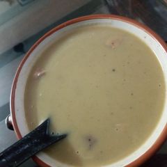 A picture of Broccoli mushroom soup.